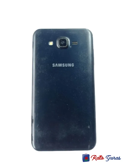 Samsung J7 Next | (2 / 32) GB (RAM / ROM) |